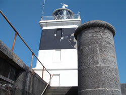 holyhead-breakwater-lighthouse-1